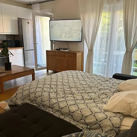 Large Flat Close To Paris With Free Parking Апартаменты *