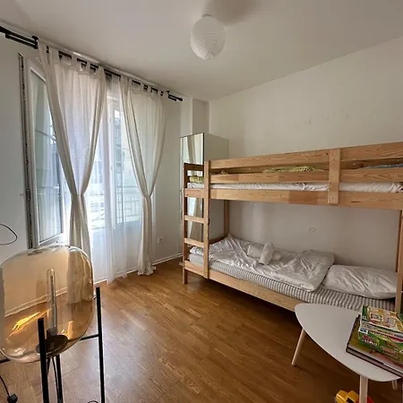 Large Flat Close To Paris With Free Parking Appartement Clamart